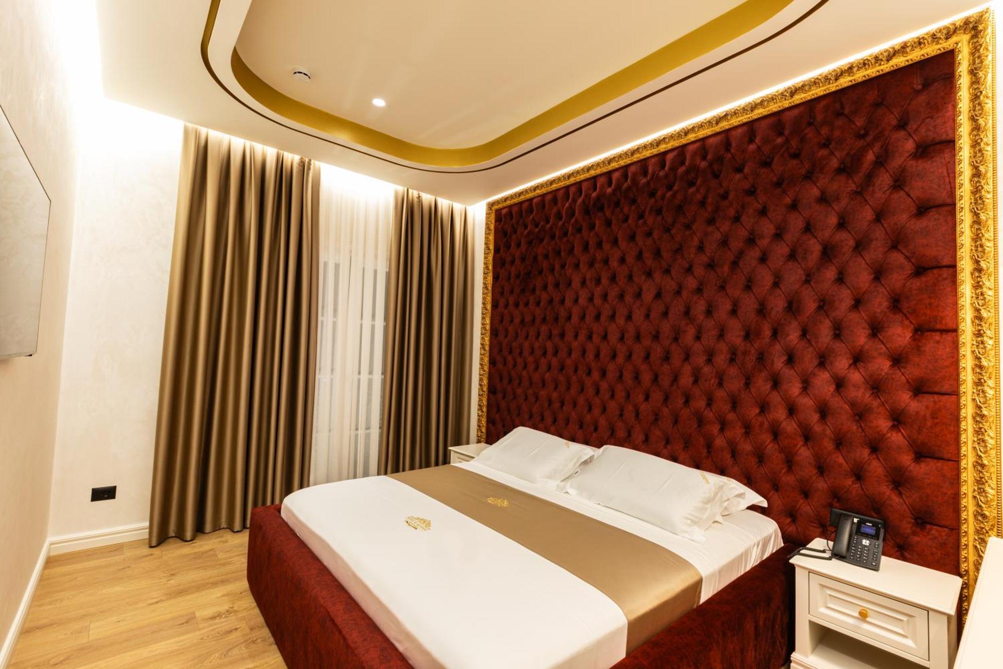 King & Queen Palace 4*