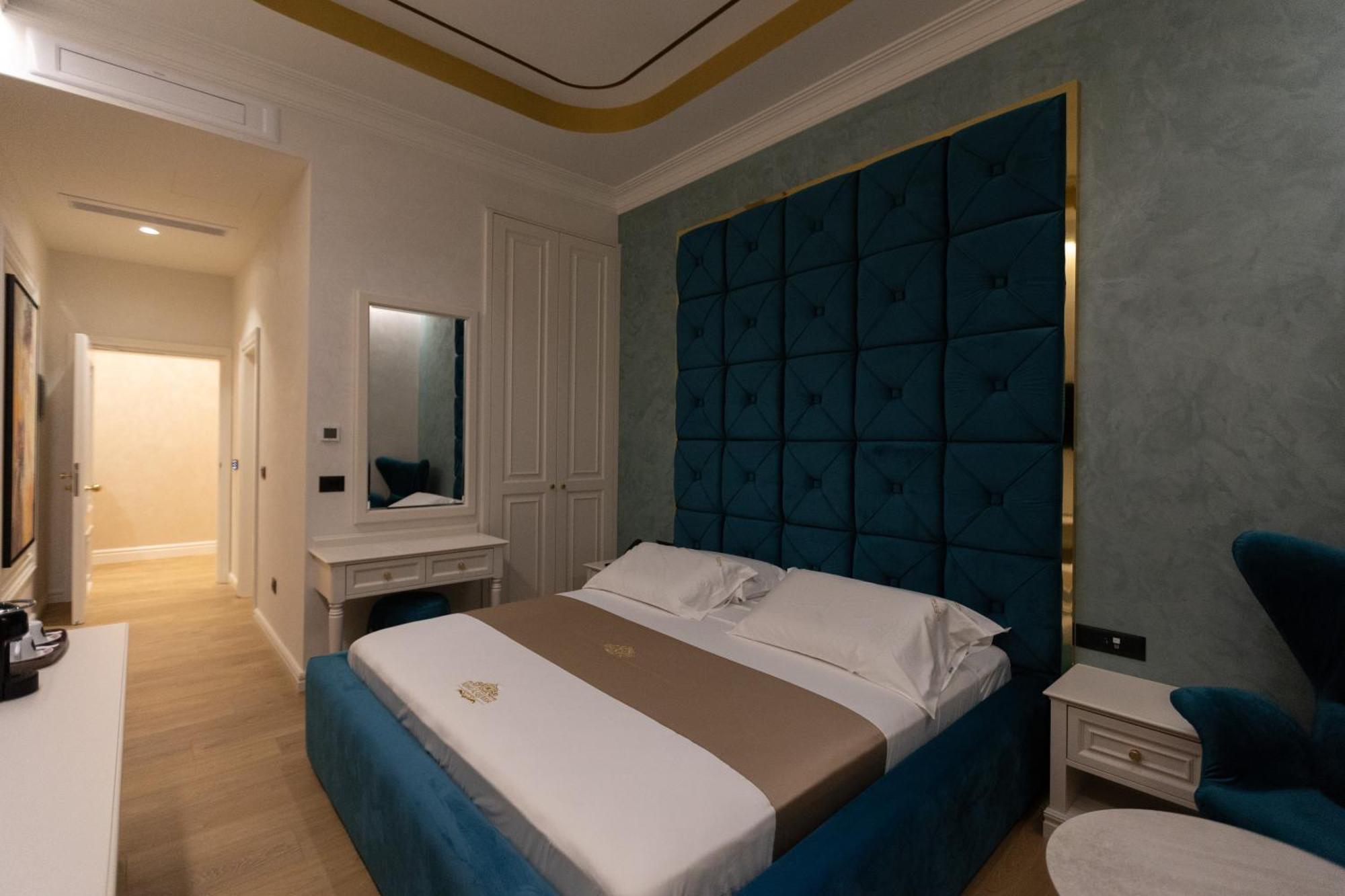 Hotel King & Queen Palace
